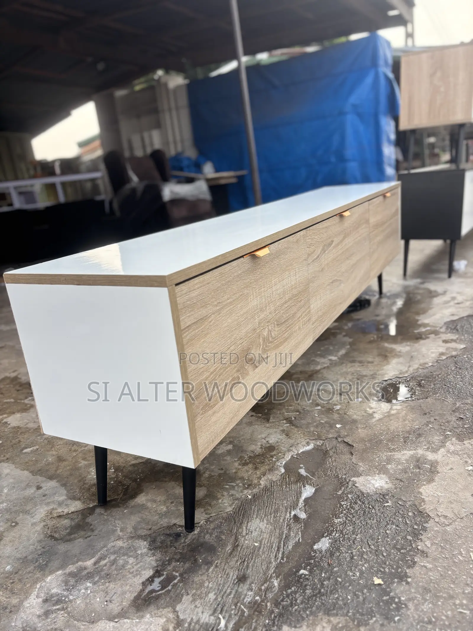 6ft Tv Console