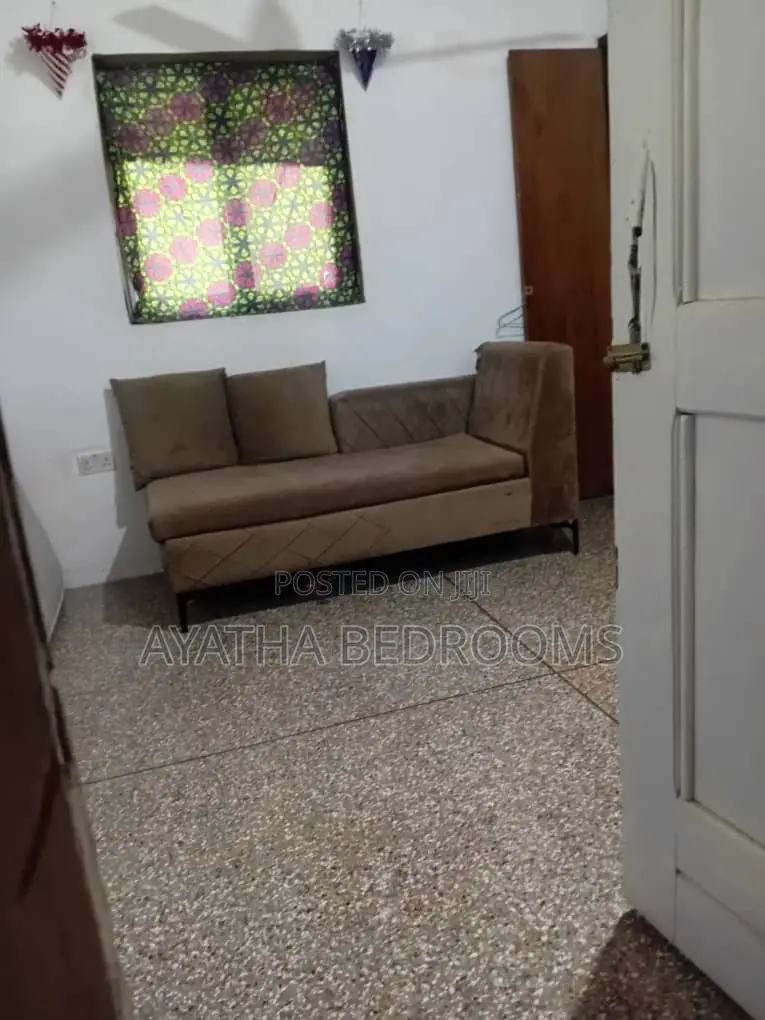 2bdrm Apartment in Teshie Tsuibleoo for rent