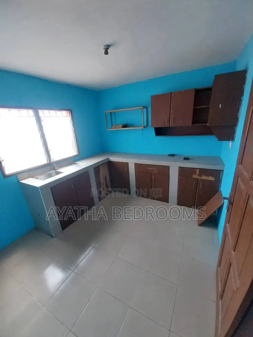 2bdrm Apartment in Teshie Manet, New Town for rent