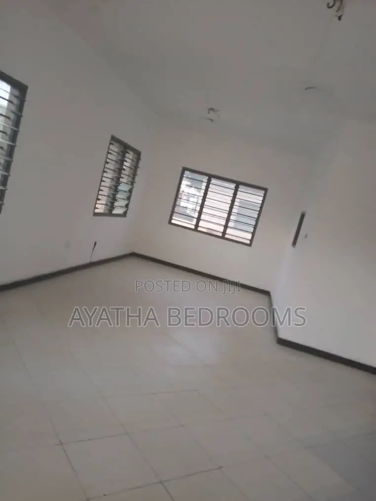 2bdrm House in Teshie Bushroad, New Town for rent