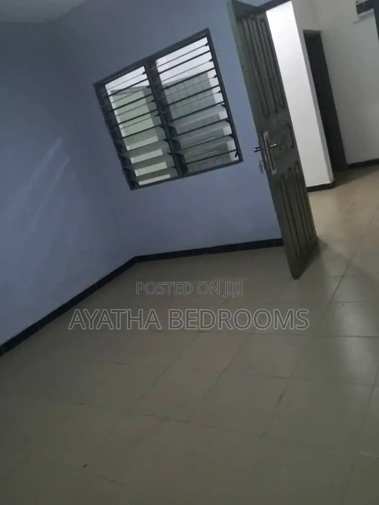 2bdrm House in Teshie Bushroad, New Town for rent