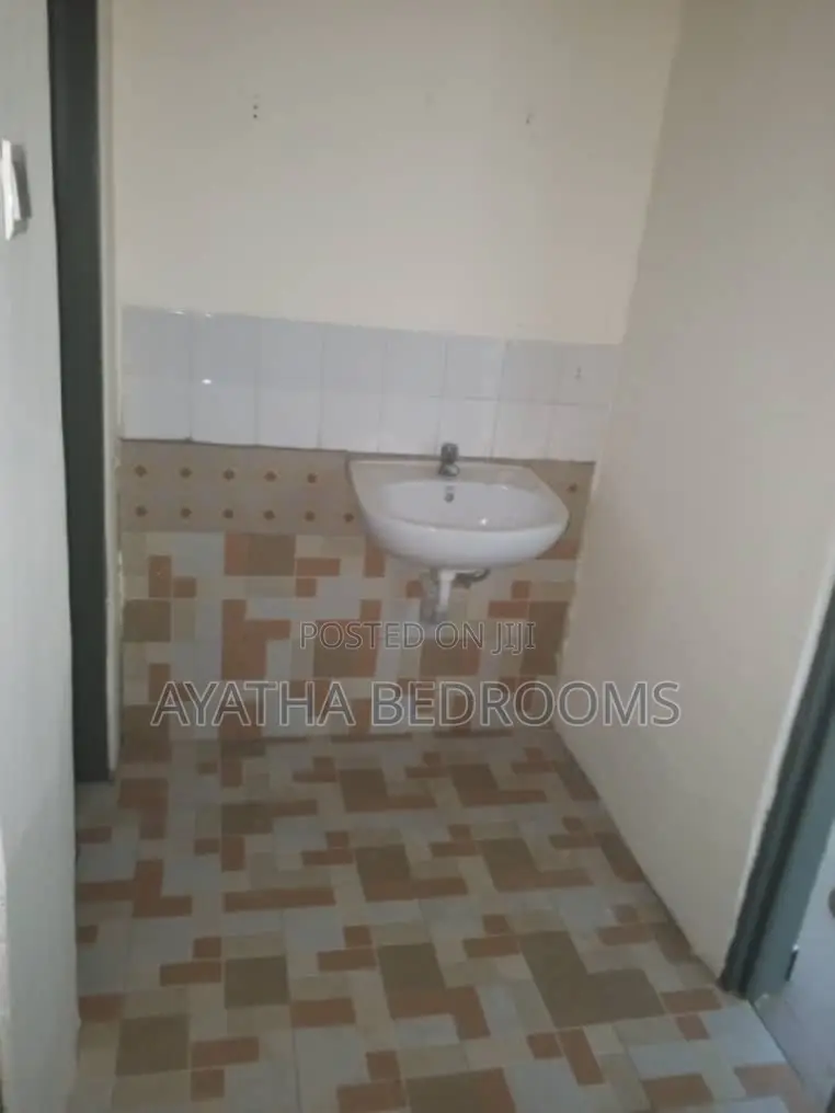 2bdrm House in Teshie Bushroad, New Town for rent