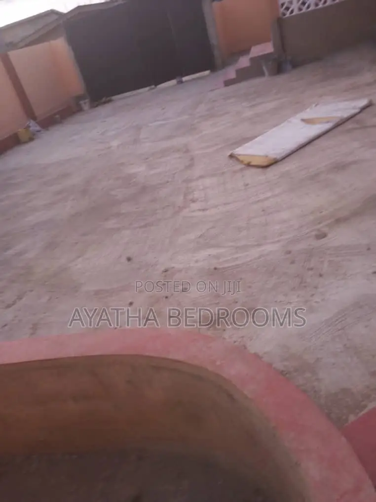 2bdrm House in Teshie Bushroad, New Town for rent