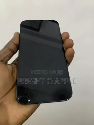 New Apple iPhone 12 128 GB Black