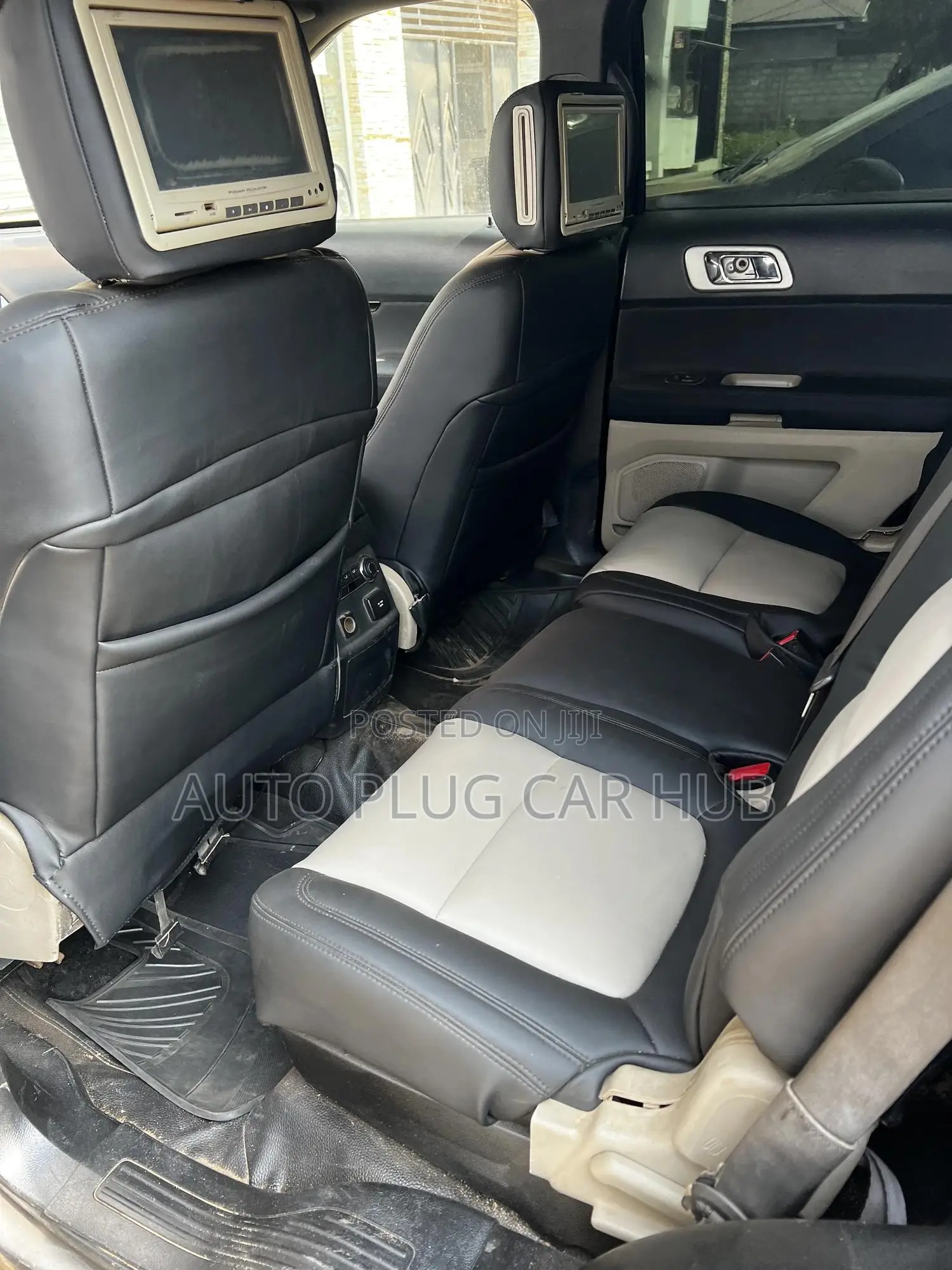 Ford Explorer 2014 Brown