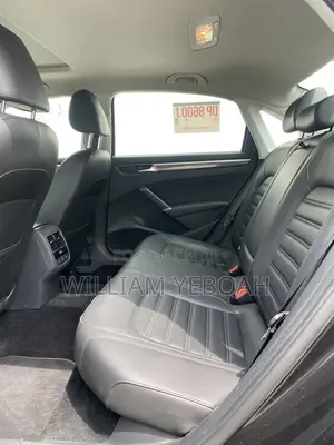 Volkswagen Passat 1.8T SEL Premium 4dr Sedan (1.8L 4cyl) 2017 Black