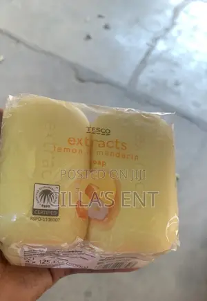 Extracts Lemon Mandarin Soap