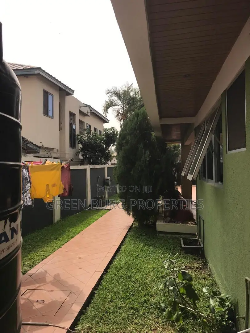 4bdrm House in East Legon for rent