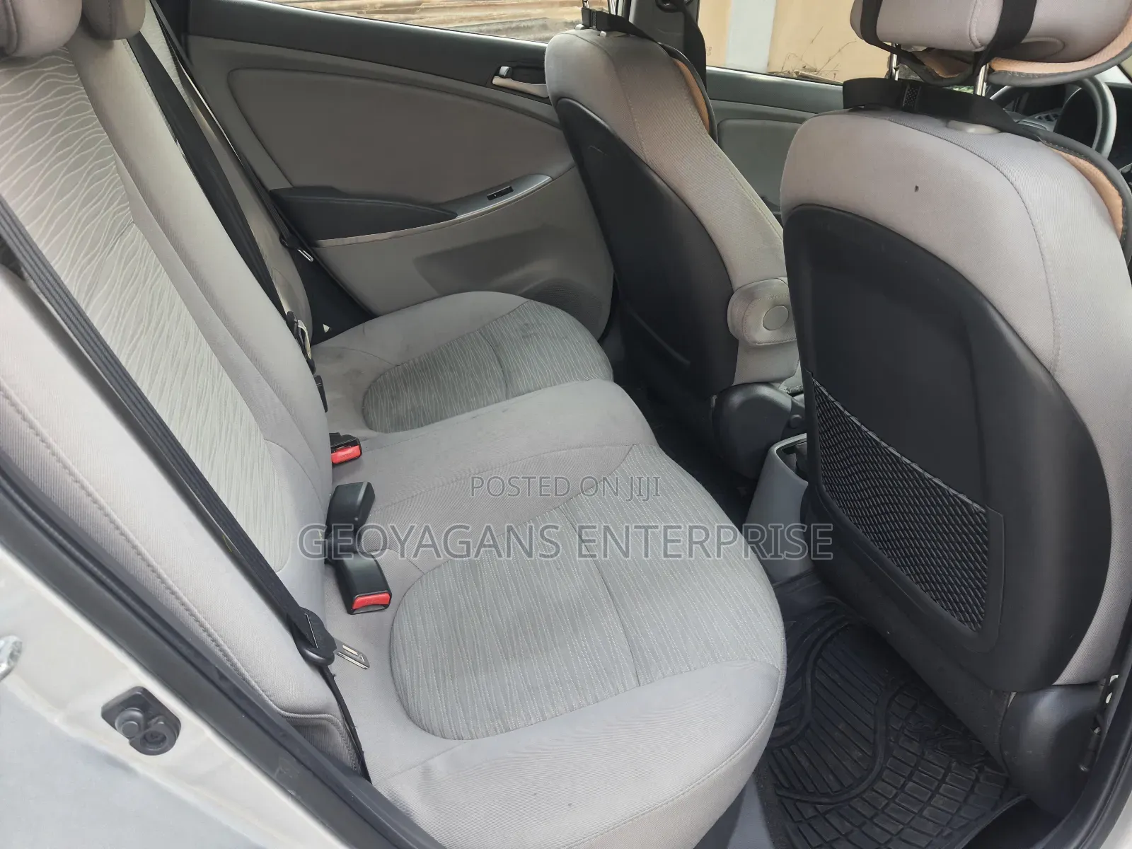 Hyundai Accent SE Sedan 2016 Silver
