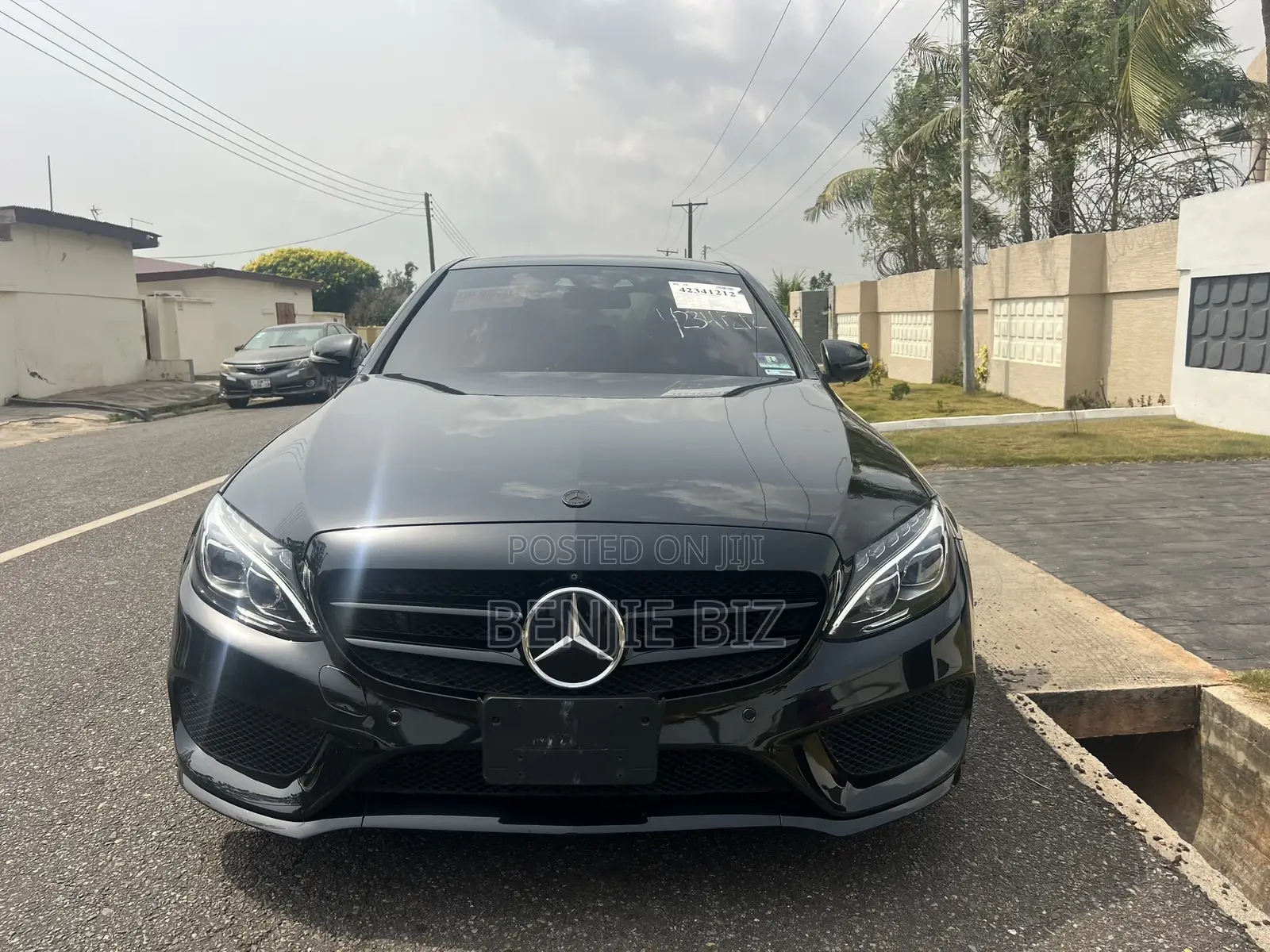 Mercedes-Benz C300 2019 Black