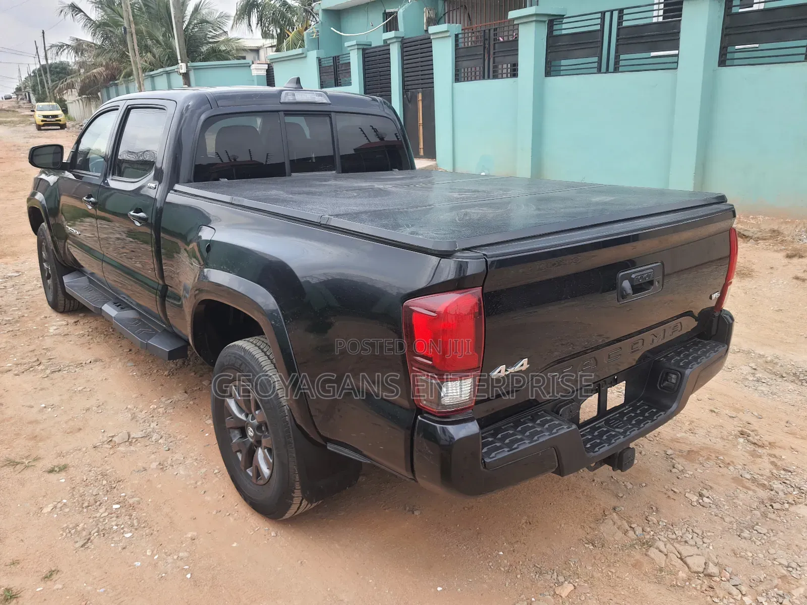 Toyota Tacoma Limited Double Cab 6' Bed V6 AT 2023 Black