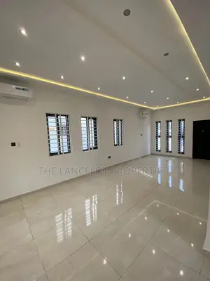5bdrm House in East Legon for sale