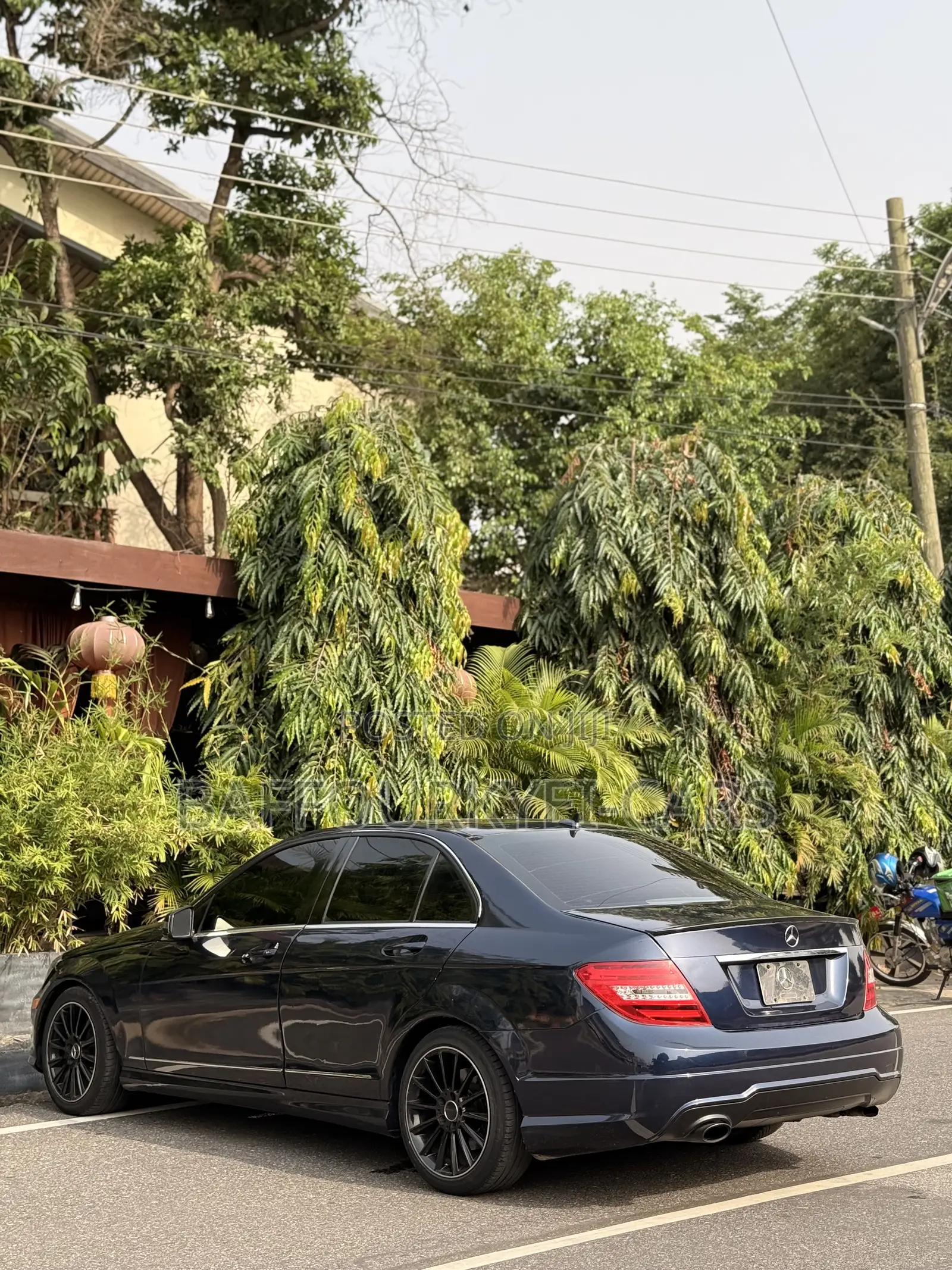 Mercedes-Benz C300 Luxury 4Matic Sedan AWD (3.0L 6cyl 7A) 2012 Blue