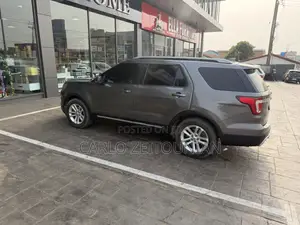 Ford Explorer 2016 Gray