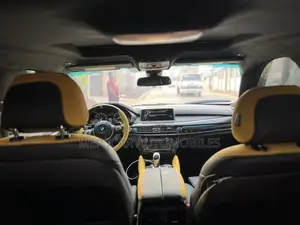 BMW X6 2017 Yellow