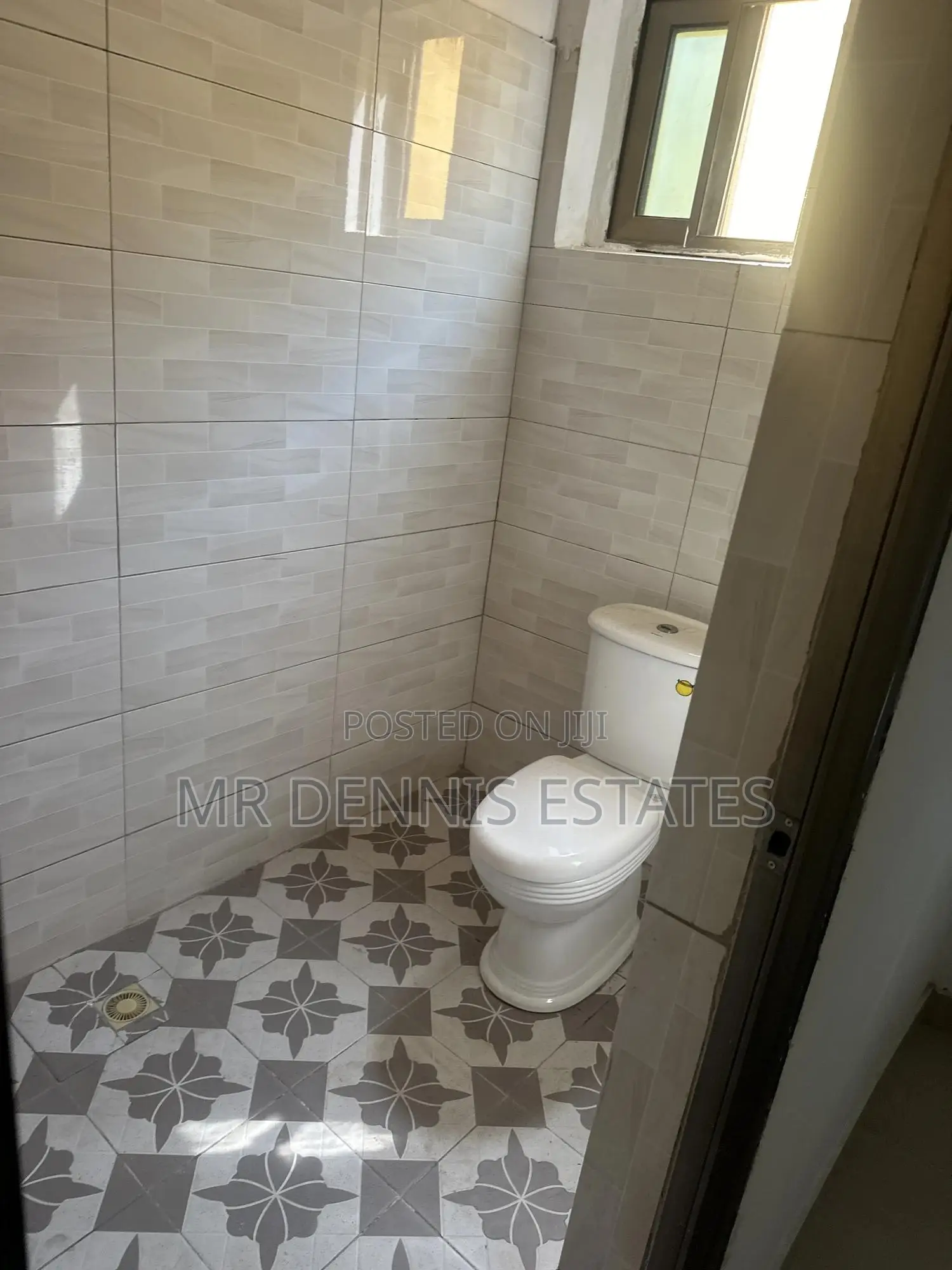 2bdrm Apartment in Mr Dennis Estates, West Hills Mall Area for rent