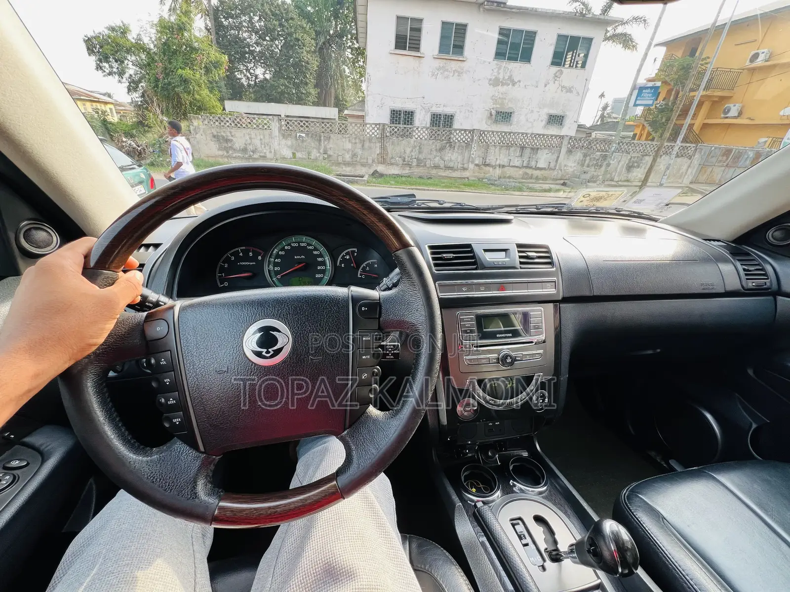 SsangYong Rexton 2016 Silver