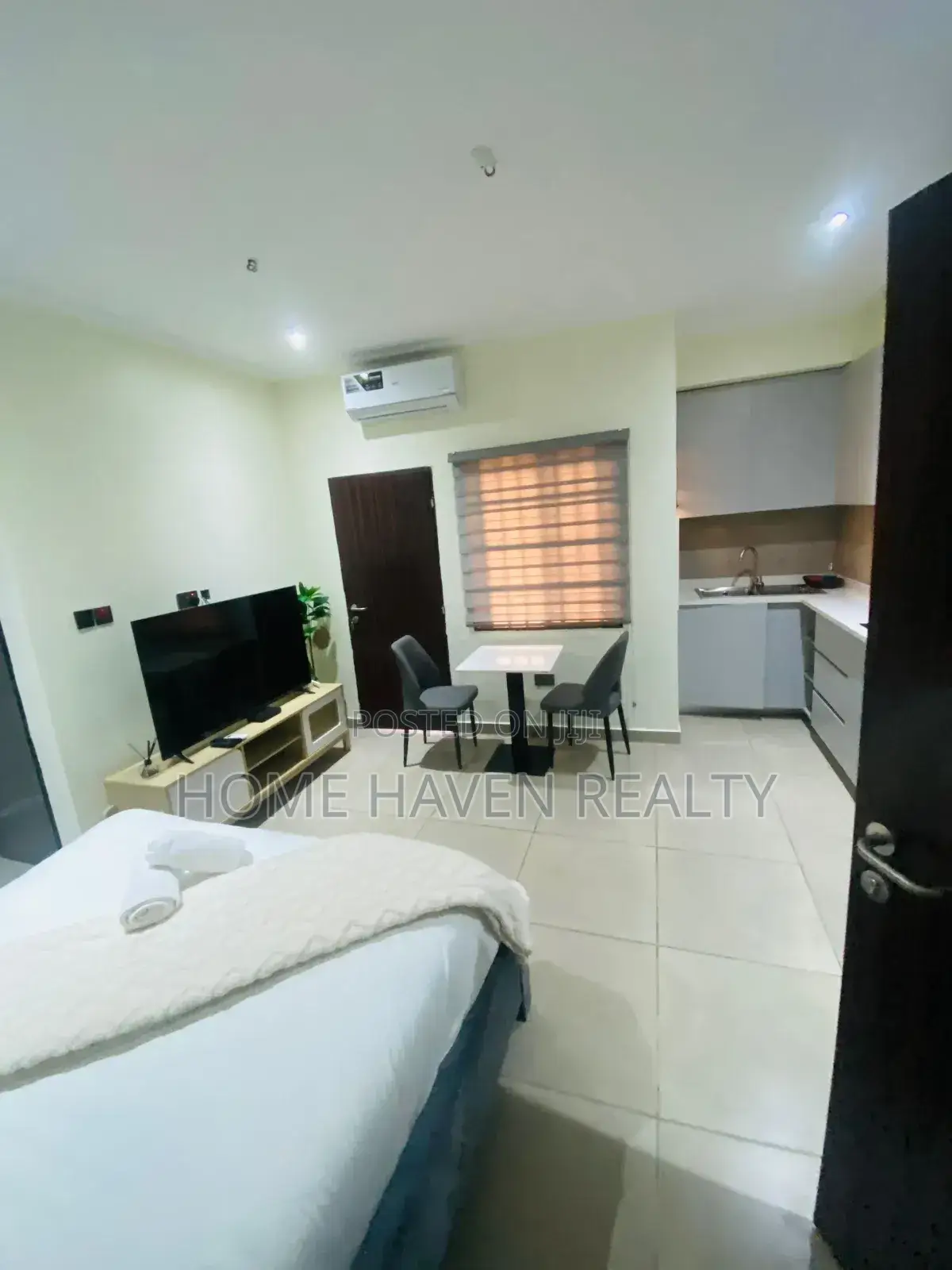 Furnished 1bdrm Apartment in Dzorwulu for sale