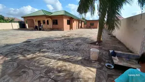 6bdrm House in Ashomang Estate for sale