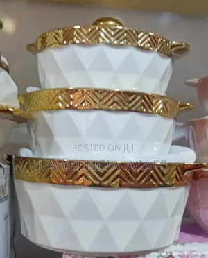 3pcs Ceramic Bowls With Gkass Lid