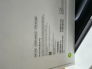 New Laptop Apple Macbook Pro 2025 M5 14-Inch 24GB Apple M5 SSD 1T