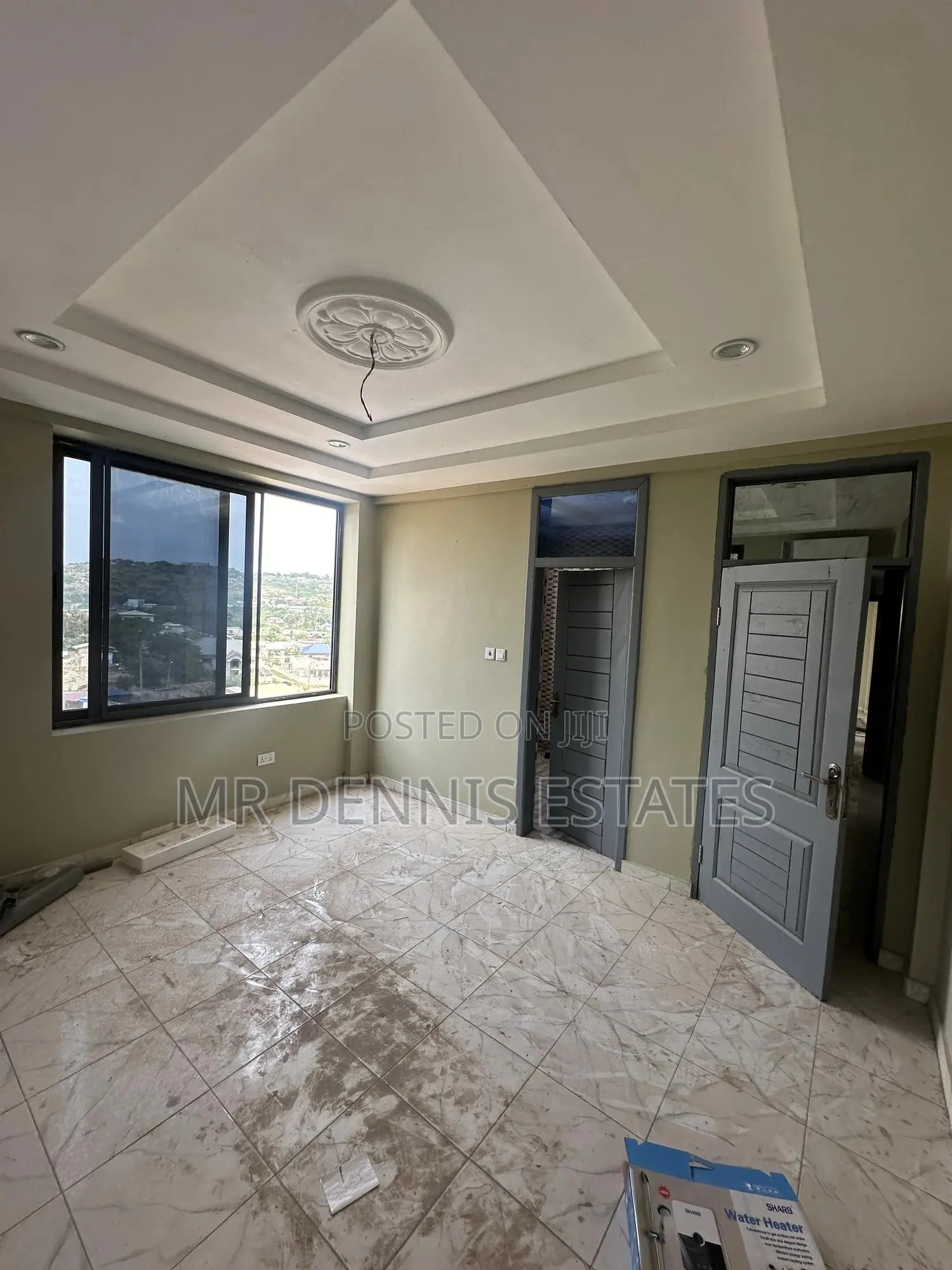 3bdrm Apartment in Westhills Mall for rent