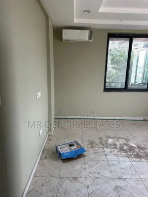 3bdrm Apartment in Westhills Mall for rent