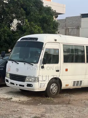 Hyundai Universe 2008 White