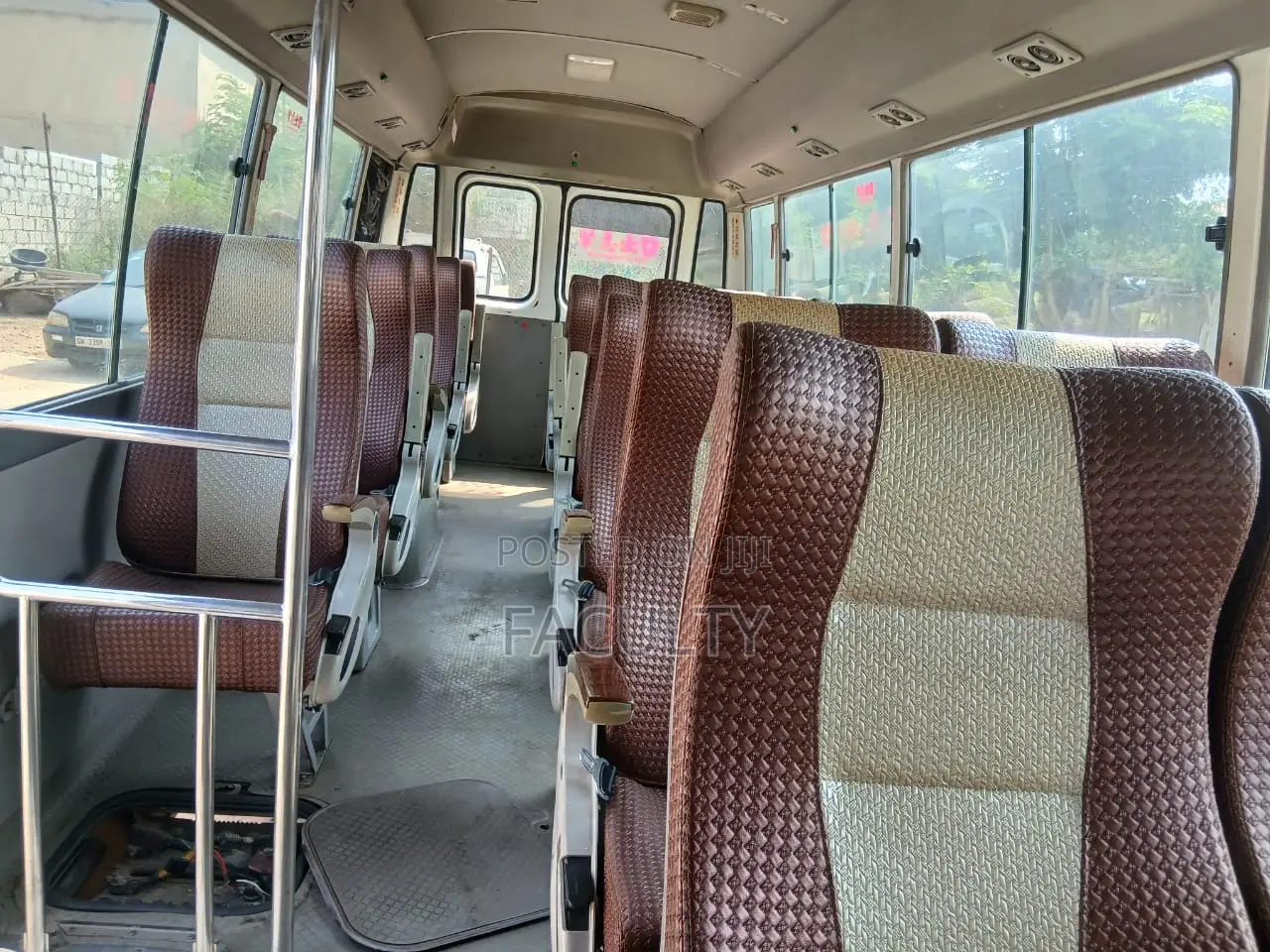 Hyundai Universe 2008 White