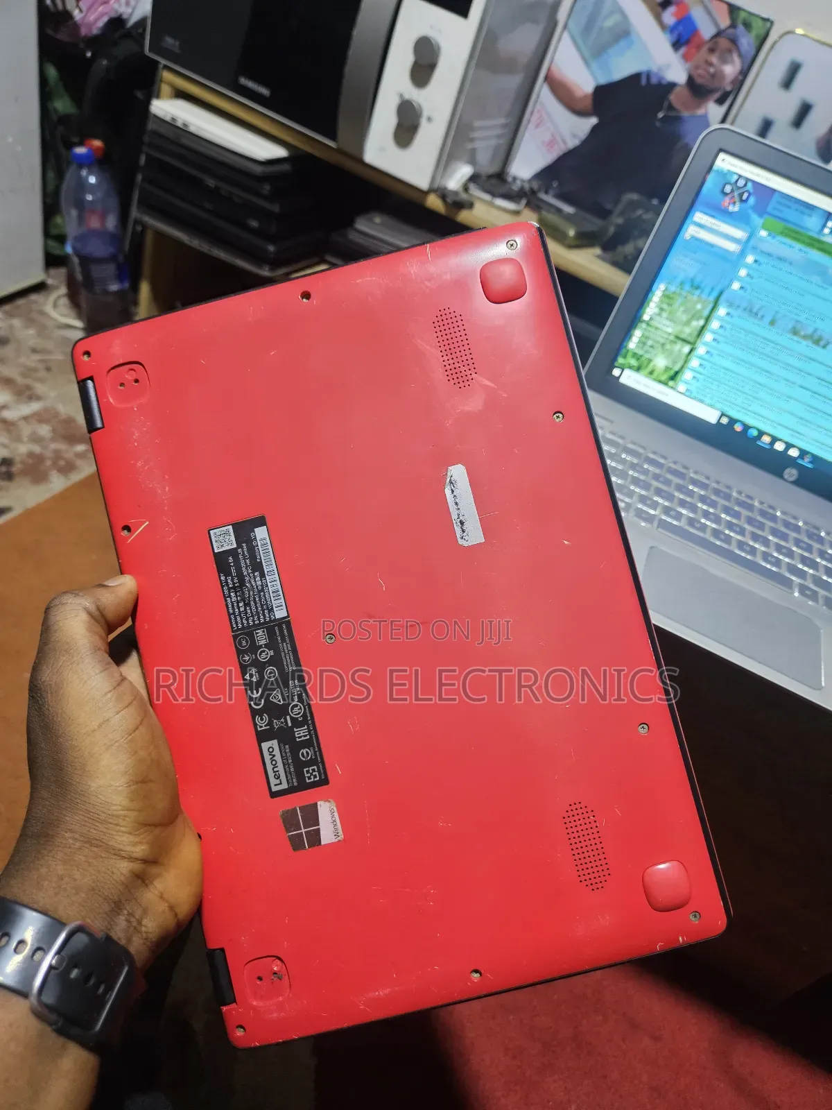Laptop Lenovo IdeaPad 100 2GB Intel HDD 32GB
