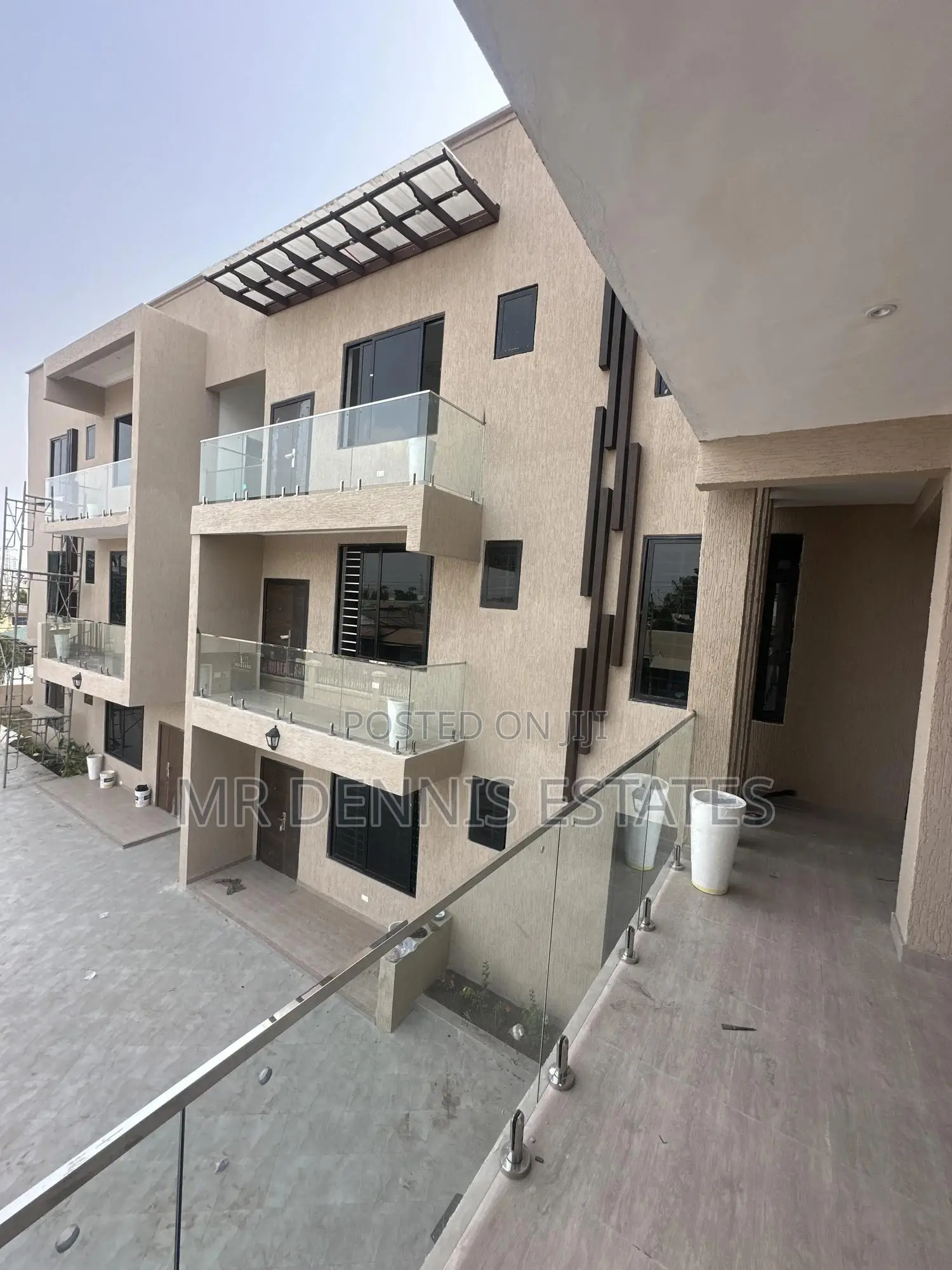 2bdrm Apartment in Westhills Mall for rent