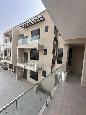 2bdrm Apartment in Westhills Mall for rent
