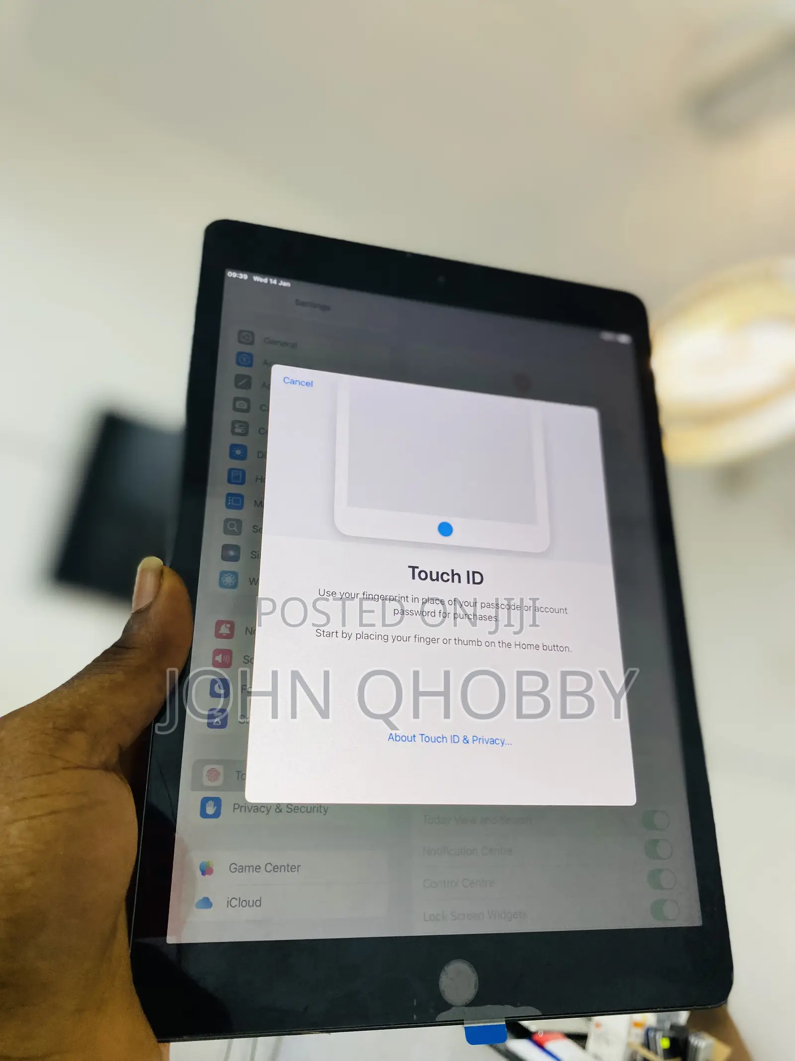 Apple iPad 10.2 (2019) 32 GB Black