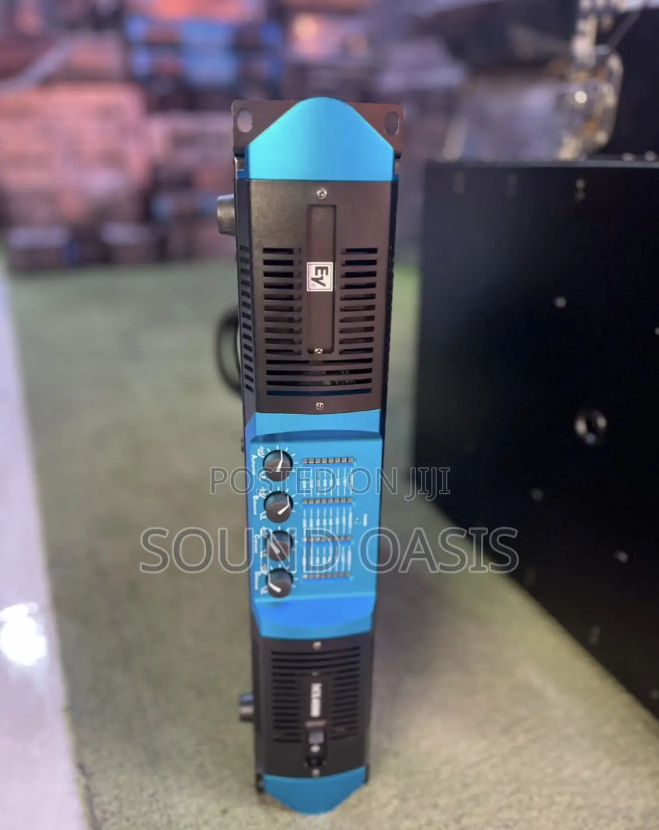A Powerful Ev 4 Channel Mid Amplifier