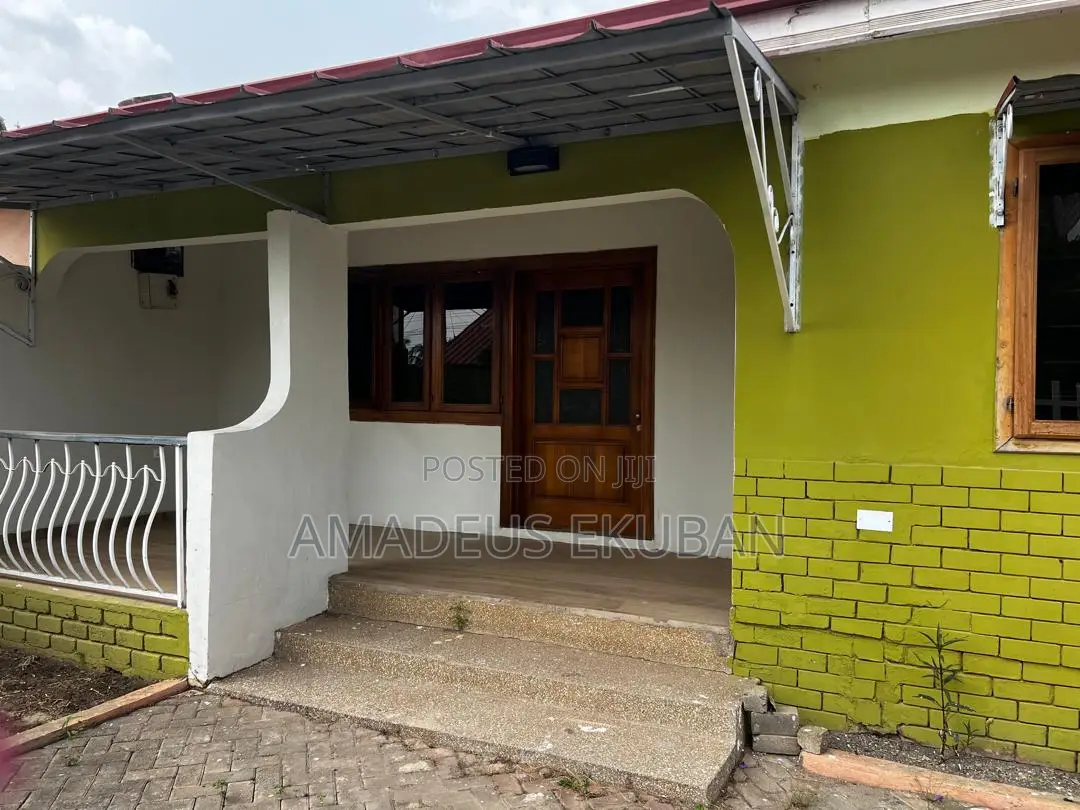 3bdrm Bungalow in Jogis Estates, Ability for rent