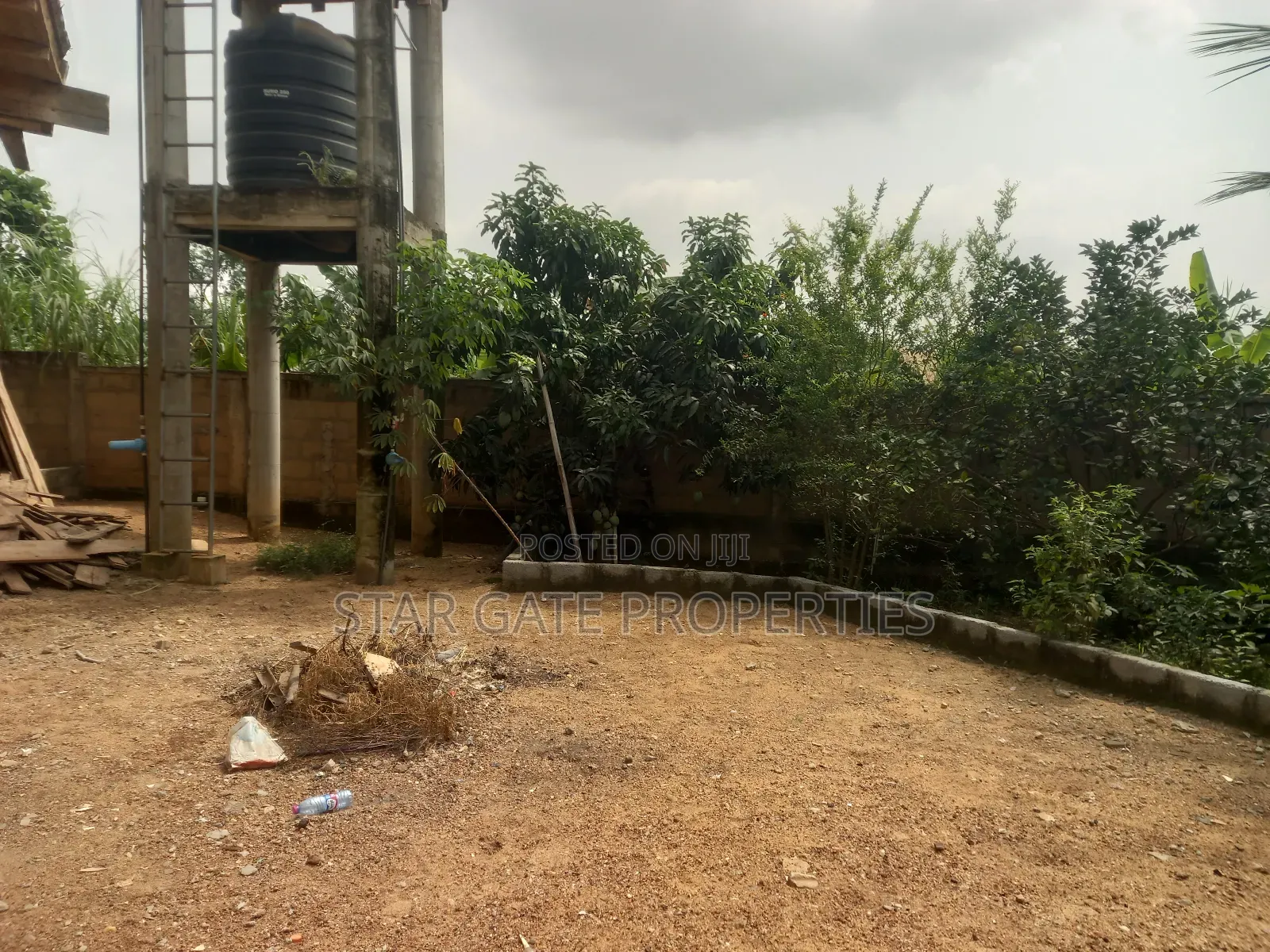 7bdrm House in Atwima Techiman/, Kumasi Metropolitan for sale