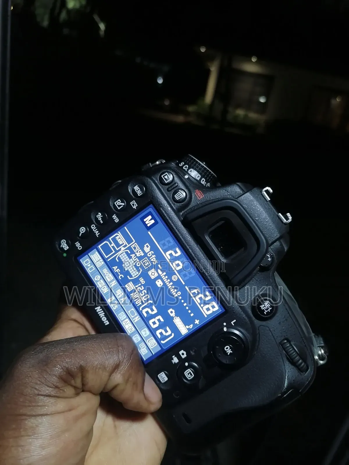 Nikon D610