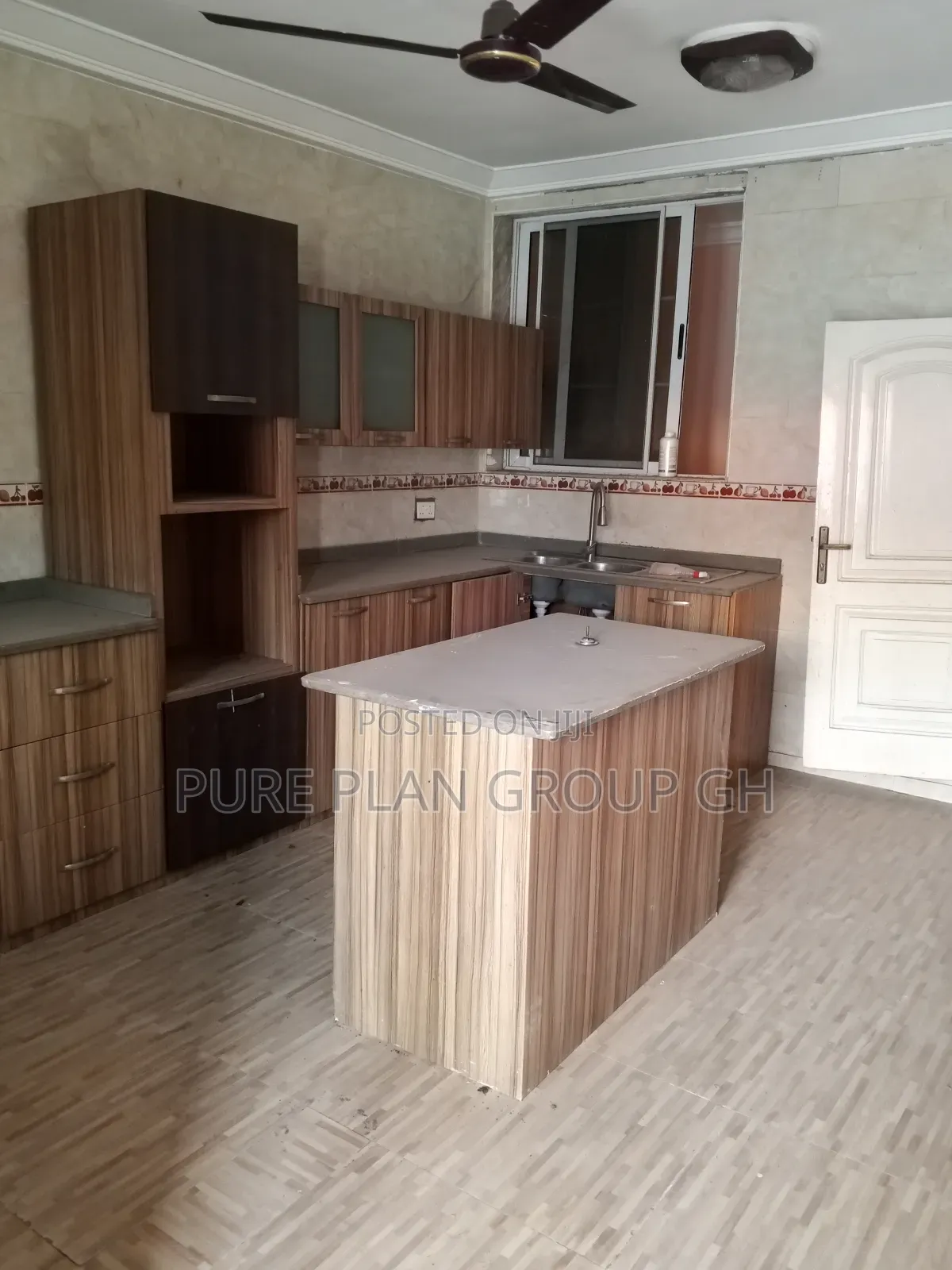 3bdrm Apartment in Achimota Golf, School Area for rent