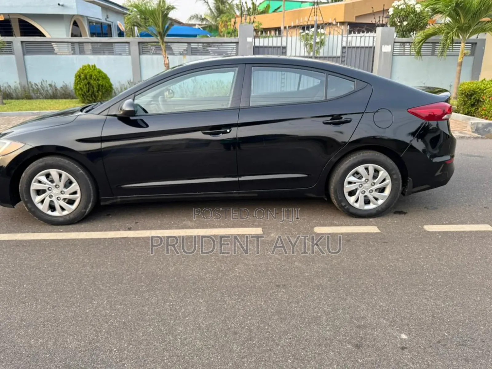 Hyundai Elantra Value Edition Sedan FWD (2.0L 4cyl 6A) 2017 Black