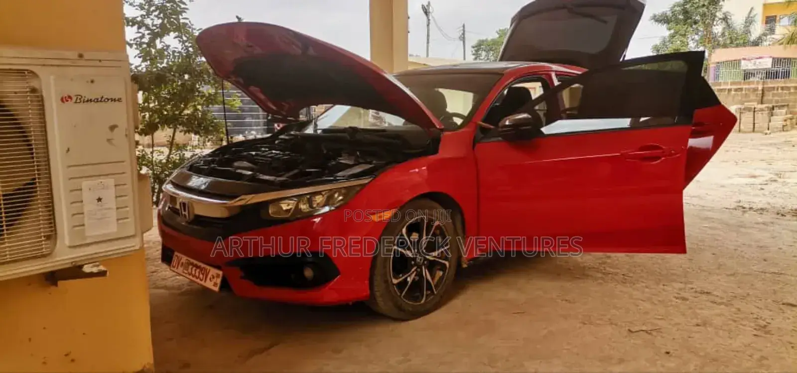 Honda Civic EX Hatchback 2018 Red