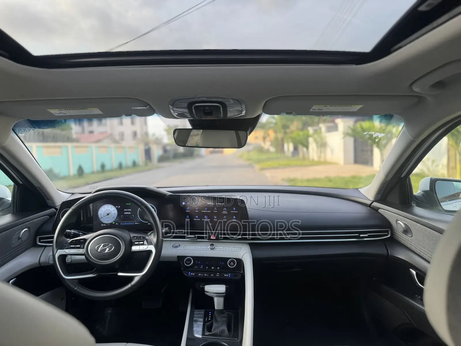 Hyundai Elantra Limited 2023 White