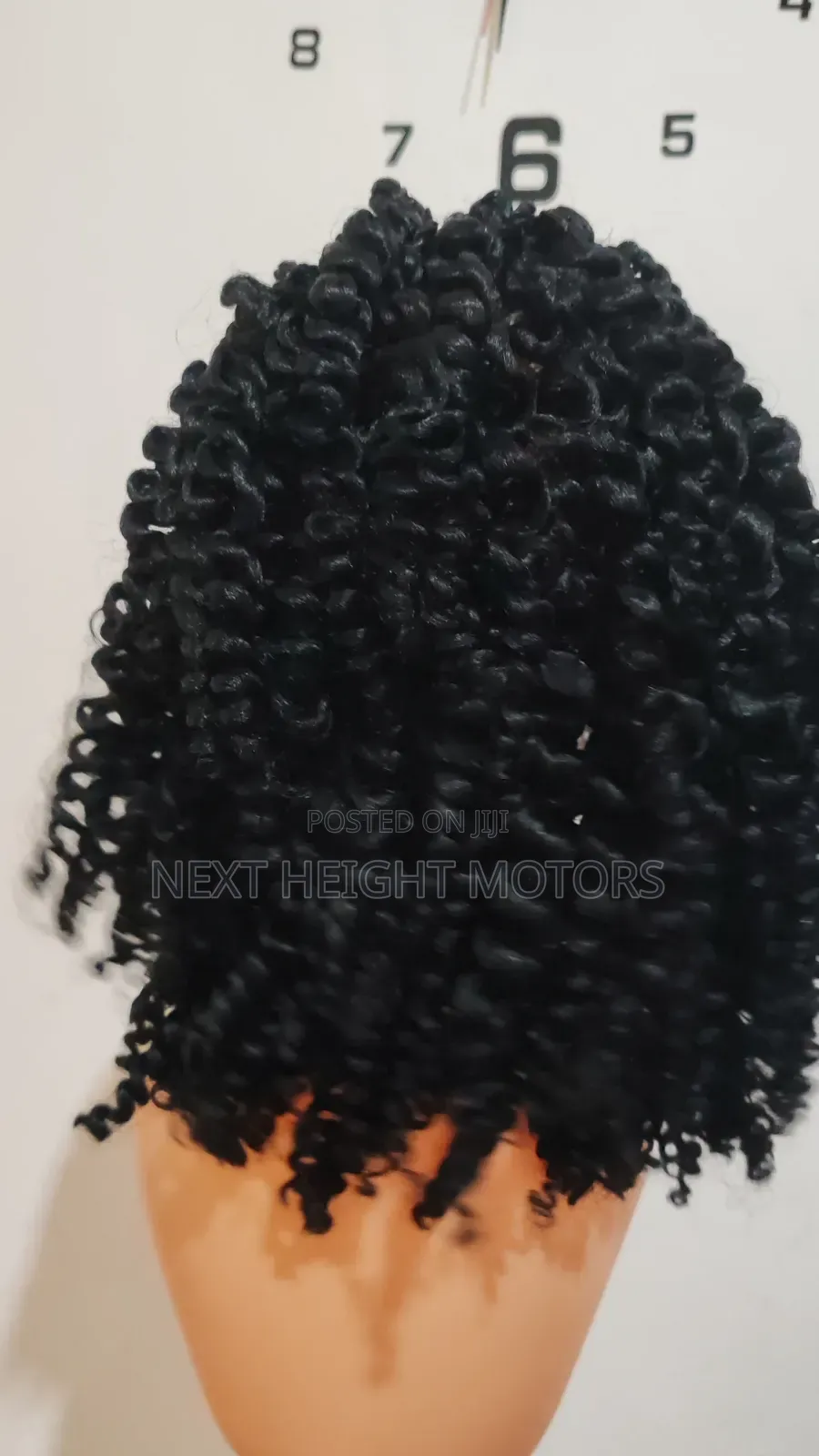 Lineth Wig Hub