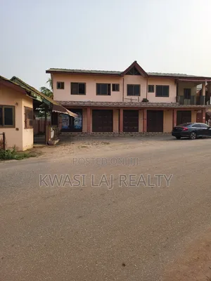 9bdrm Apartment in Scc, Weija for sale