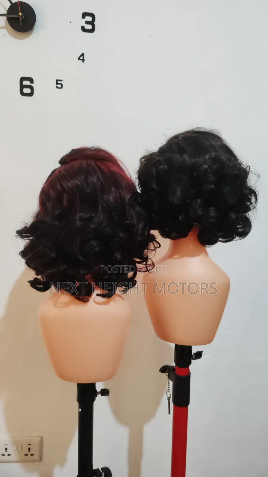 Lineth Wig Hub