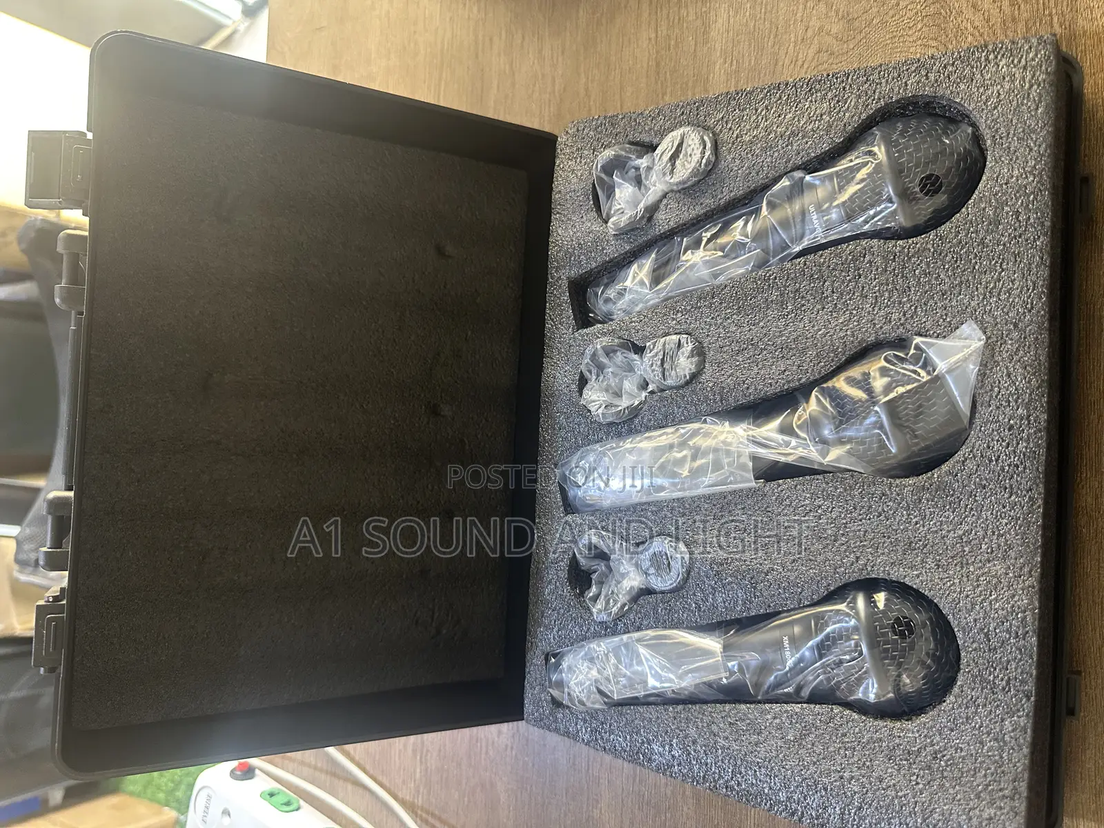 Behringer Ultravoice Xm1800s Microphone