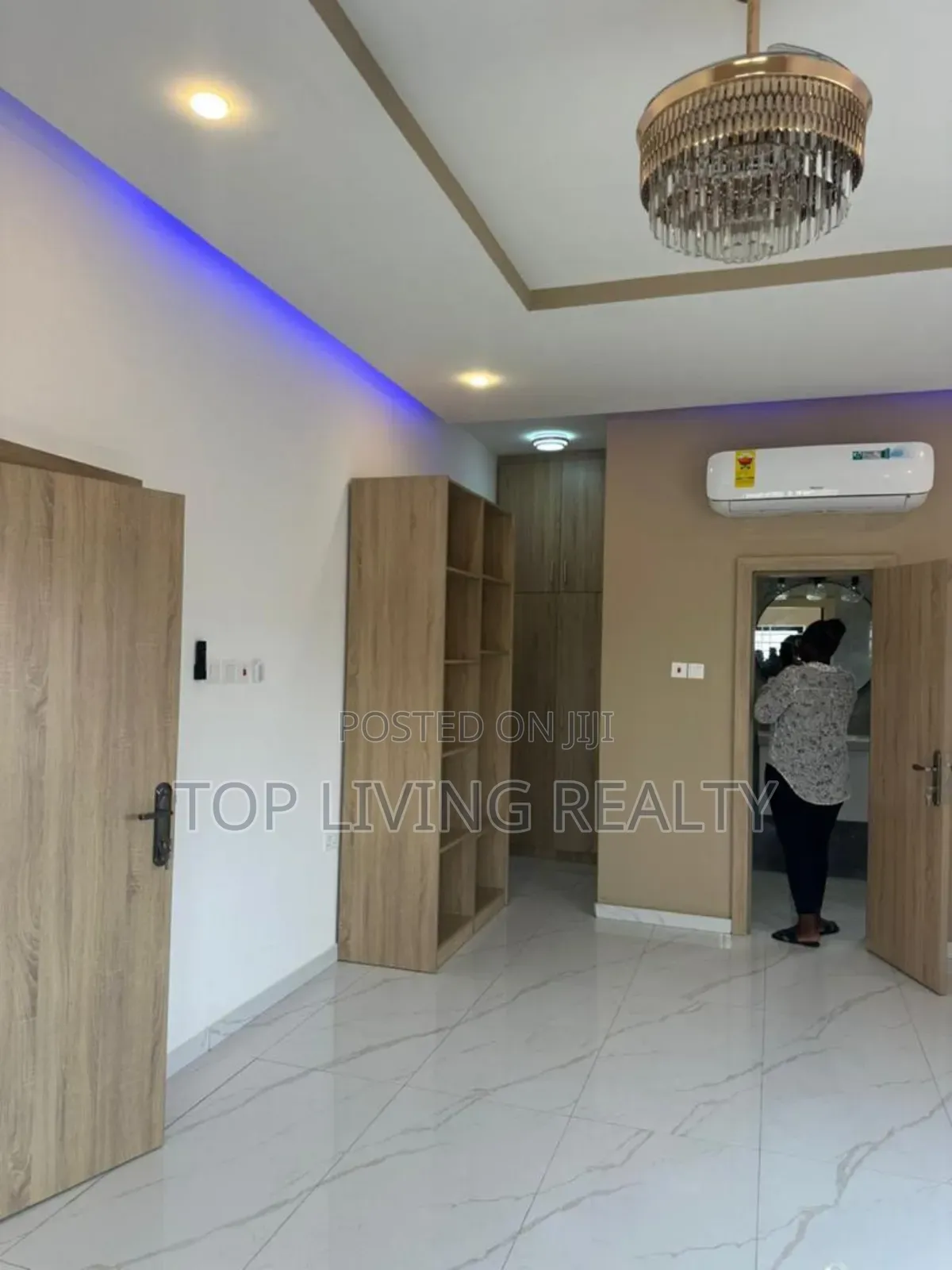 4bdrm Townhouse / Terrace in Borteyman, Ashaley Botwe for rent
