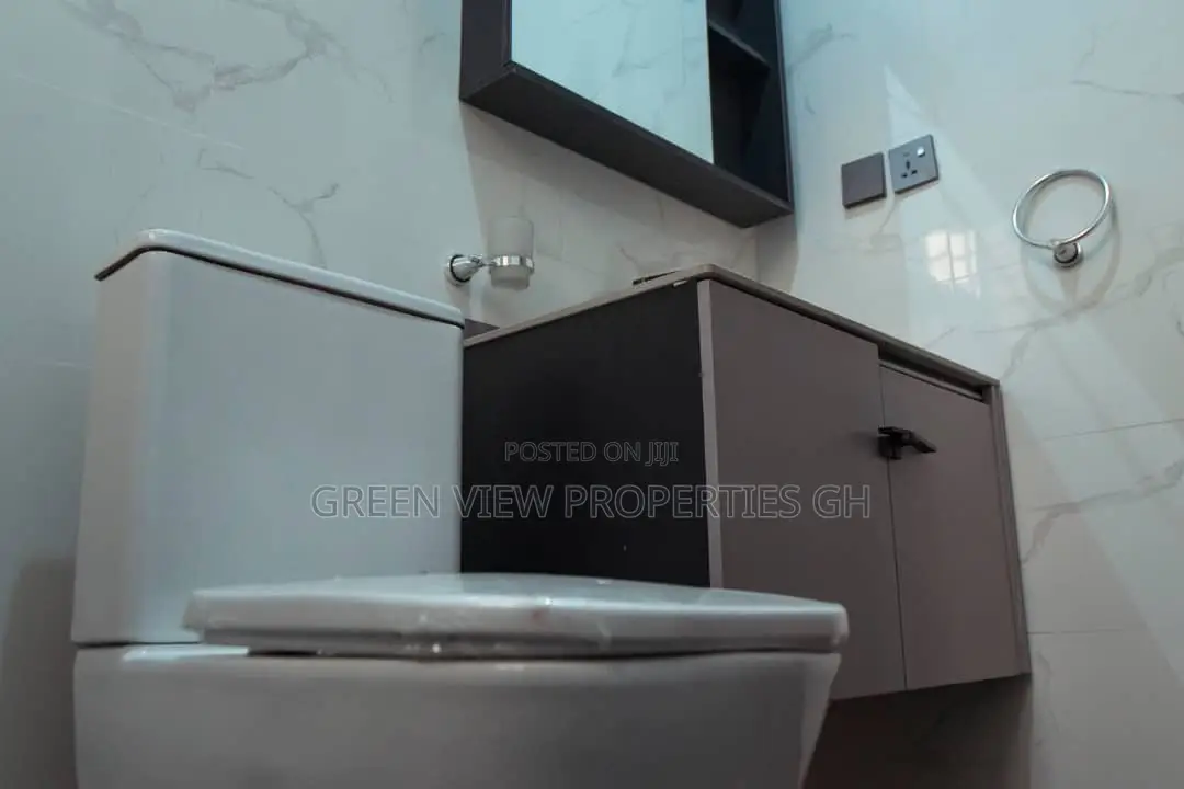 3bdrm House in Oyarifa for sale