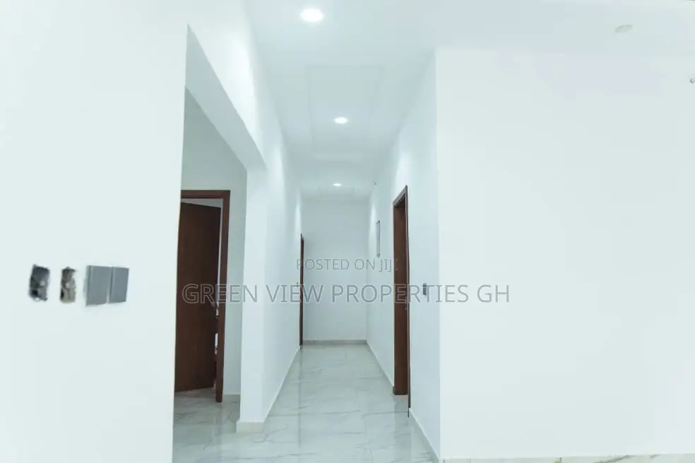 3bdrm House in Oyarifa for sale