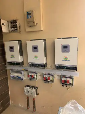 11kW Hybrid Inverter - Lumen Green