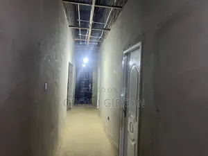 5bdrm House in Nsakina, Ablekuma for sale